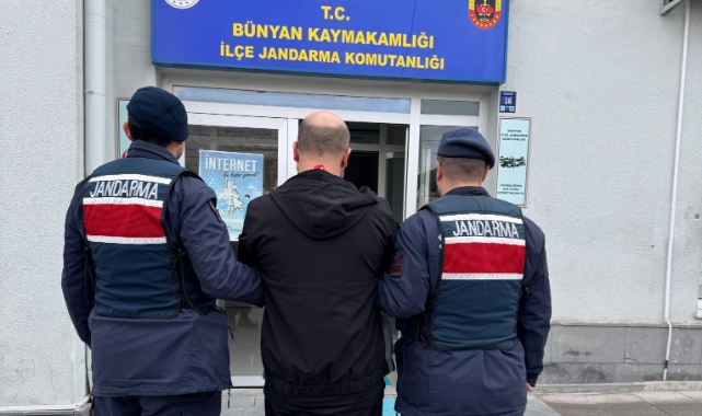 21 yıl hapisle aranıyordu! Kayseri'de yakayı ele verdi