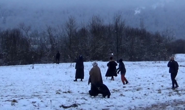 Abant Tabiat Parkı beyaza büründü