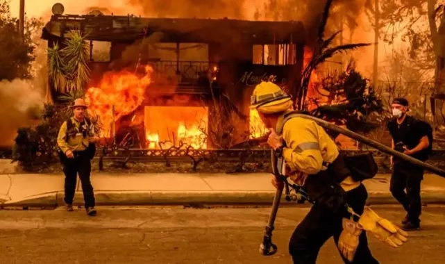 Los Angeles'ta sokağa çıkmak yasaklandı