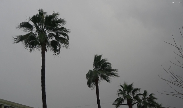 Alanya'da 24 saatte 2 mevsim