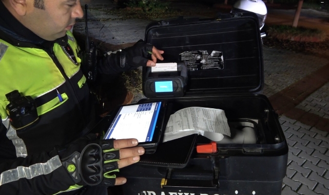 Alanya'da yarış yapmak için toplanan motosiklet sürücülerine polis baskını