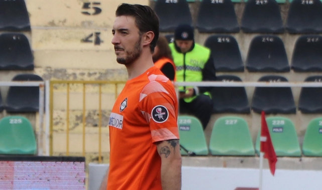 Altay'da kaleci Ozan'a 'Dön' çağrısı