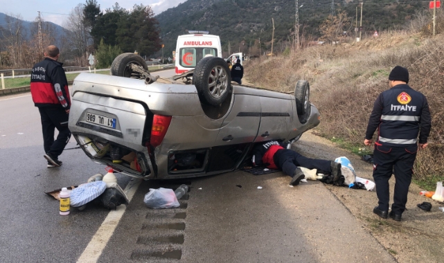 Amasya'da kontrolden çıkan otomobil takla attı! 4 yaralı