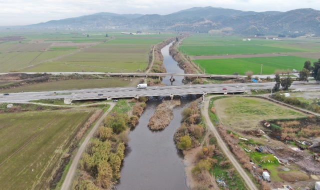 Aralık yağmurları Menderes'in debisini artırdı
