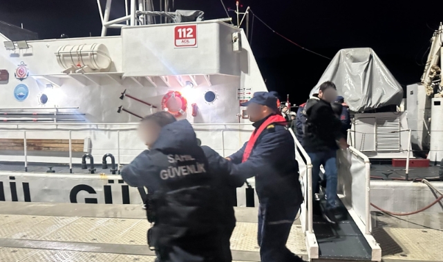 Aranan 8 kişi teknede uyuşturucu ile yakalandı