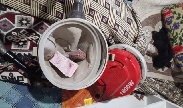 Ardahan'da maske takıp iş yerinden hırsızlık yapan cezaevi firarisi yakalandı