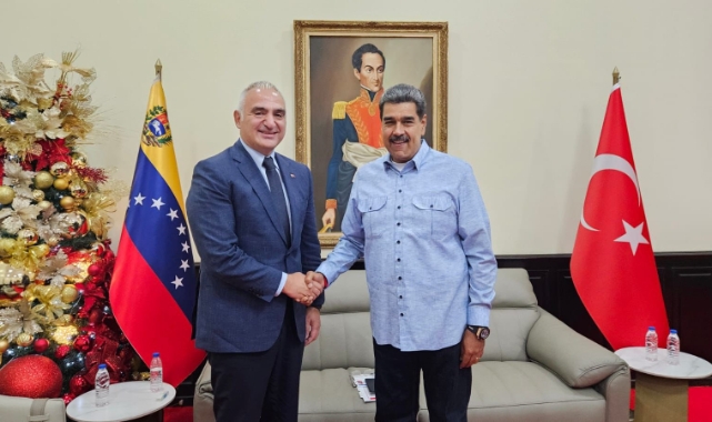 Bakan Ersoy Venezuela'nın yemin törenine katıldı