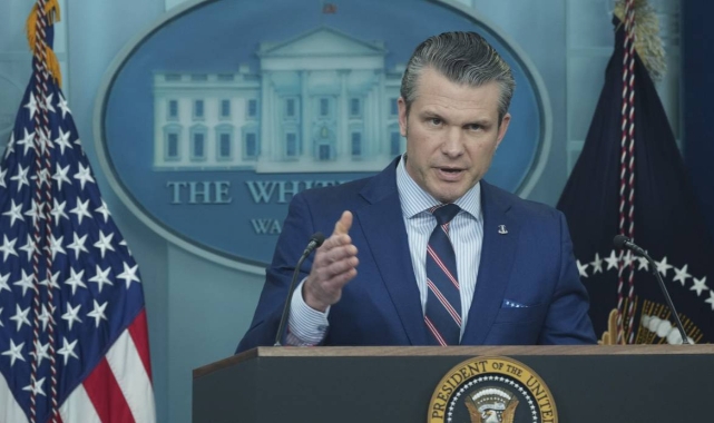 Bakan Hegseth'ten helikopter açıklaması: "Yüksekten mi uçuyordu, tam olarak bilmiyoruz"