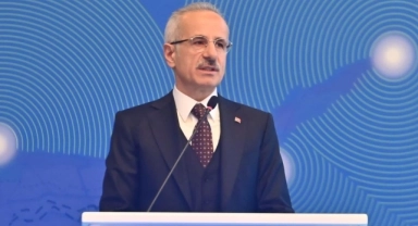 Bakan Uraloğlu'ndan PTT binasındaki silahlı saldırıda ölenler için taziye mesajı!