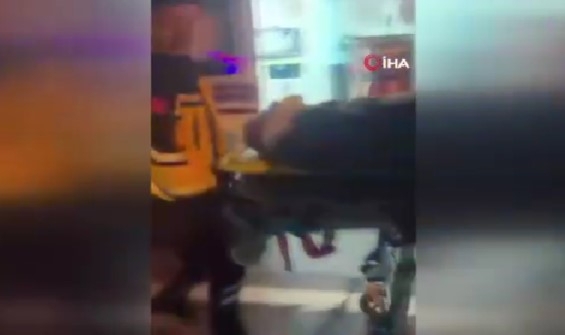 Bakırköy’de otomobilin çarptığı yaya ağır yaralı!