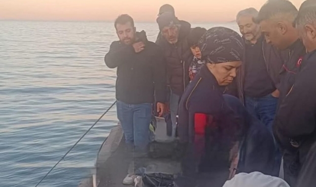 Balık tutarken denize düşen amatör balıkçıyı, arkadaşları kurtardı