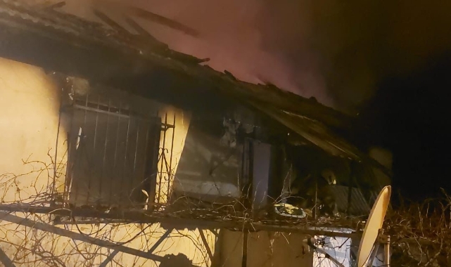 Balıkesir'de yangın faciası...1 ve 3 yaşındaki kardeş hayatını kaybetti