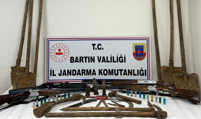 Bartın'da jandarmadan define avcılarına suçüstü! 5 gözaltı