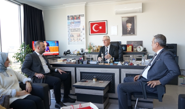 Başkan Alpaslan: "Parti ayrımı olmadan kapımız herkese açık"
