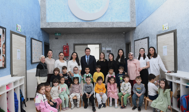 Başkan Aydın öğrencilerin karne heyecanına ortak oldu!