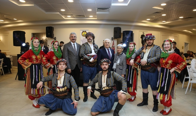 Başkan Bozbey Afyonkarahisarlılar Yardımlaşma ve Dayanışma Derneği’nin düzenlediği geceye katıldı