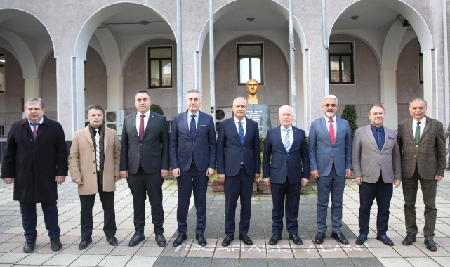Başkan Bozbey Osmangazi Kaymakamını ziyaret etti