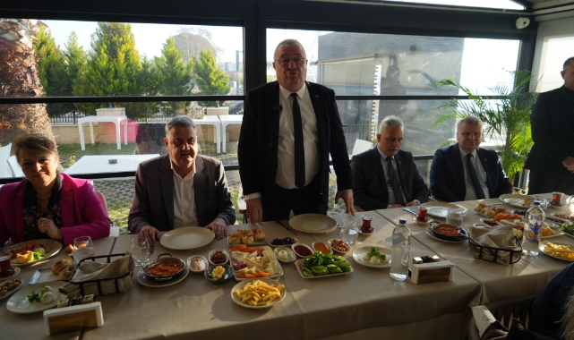 Başkan Ertaş’tan gazetecilere 10 Ocak jesti
