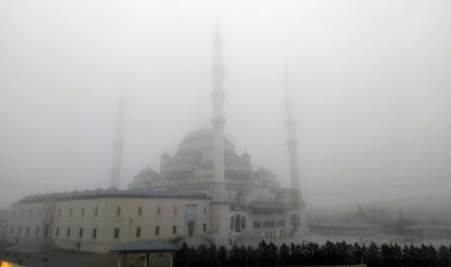 Başkent'te görüş mesafesi 50 metreye kadar düştü