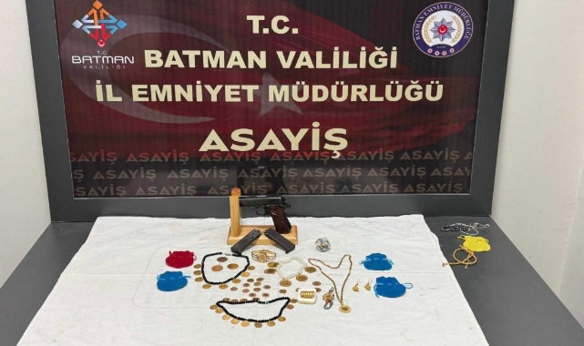 Batman’da evden çok sayıda altın çalan kadına ev hapsi verildi