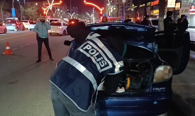 Batman polisi yılbaşı denetimlerinde kuş uçurtmadı