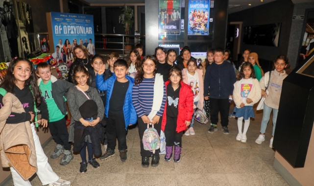 Belediyeden öğrencilere sinema etkinliği