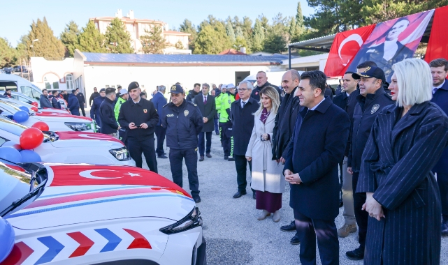 Bilecik'te emniyet ve jandarma teşkilatlarına 20 yeni araç