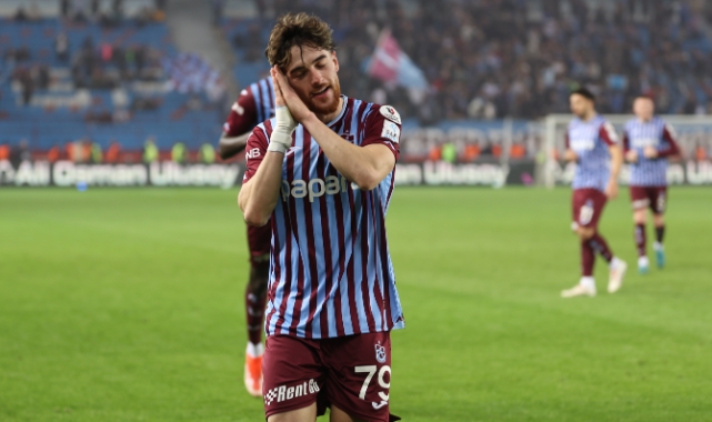 Bordo-mavililer moral buldu