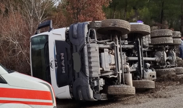 Bu araçtan burnu bile kanamadan çıktı!