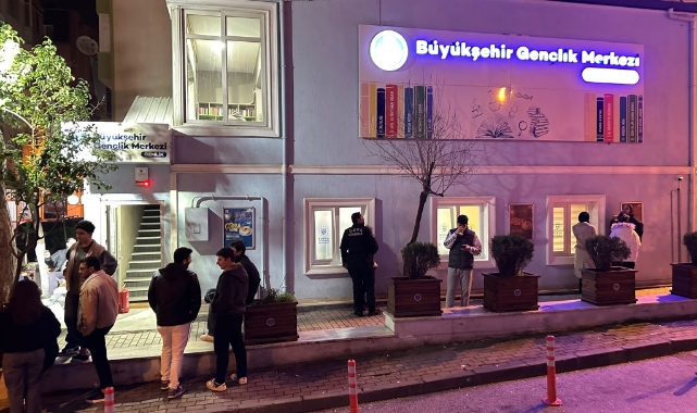 Bursa Büyükşehir Belediyesi gençlik merkezlerinde sınav mesaisi