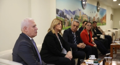 Bursa Büyükşehir Belediyesinden ‘Eğitimde Yeni Yaklaşımlar’ konferansı