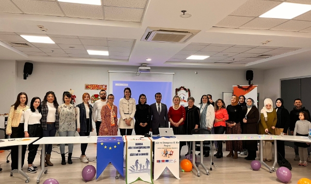 Bursa'da aile danışmanı mezunu olanlara uygulamalı eğitim