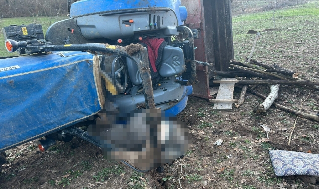 Bursa'da devrilen traktörün altında kalan sürücü öldü