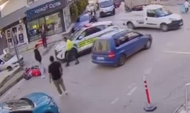 Bursa'da motosikletli polisten kaçarken kazaya karıştı