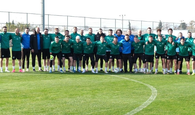 Bursaspor kamptaki çalışmalarına başladı