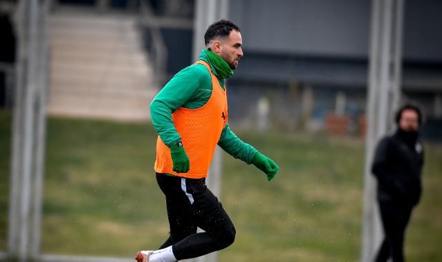 Bursaspor Tokat Belediye Plevne Spor maçının hazırlıklarını sürdürüyor