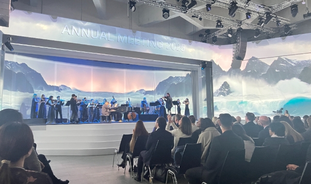 Buzulların erimesini Davos Zirvesi’ne taşıdı