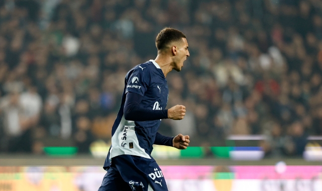 Çekişmeli maçta galip gelen taraf Fenerbahçe oldu
