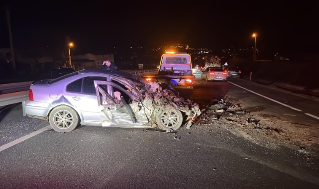 D100’de kamyona çarpışan otomobilin sürücüsü yaralandı