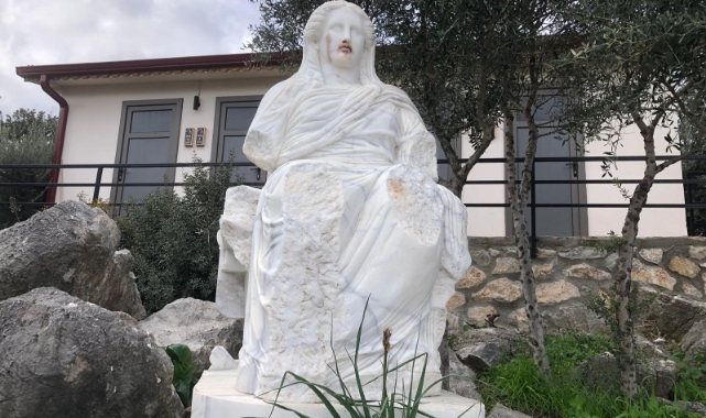 Datça'da Demeter heykeline çirkin saldırı