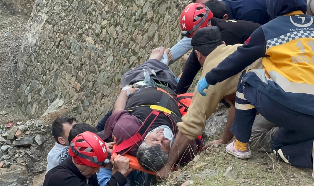 Dereye uçan motosiklet sürücüsünü JAK kurtardı