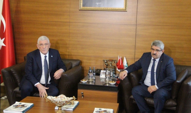 Dervişoğlu: 2 dil, 2 bayrak, 2 devlet istenirse biz de üzerimize düşeni yaparız