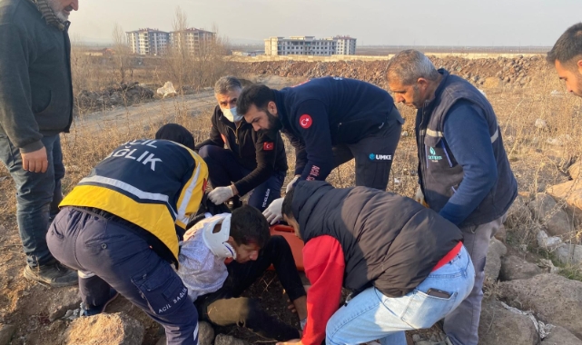 Diyarbakır'da otomobil takla attı: 3 yaralı