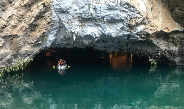 Dünyaca ünlü Altınbeşik Mağarası yeniden ziyarete açıldı