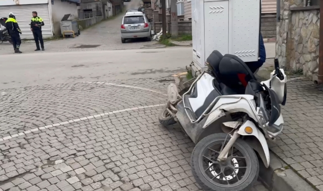 Ehliyetsiz sürücü para cezasının hırsını motosikletten çıkardı