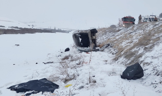 Erzurum'da kayganlaşan yol beraberinde kazayı getirdi