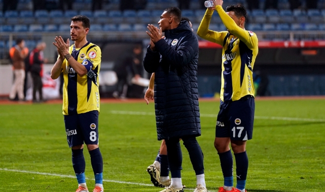 Fenerbahçe gruplara 3 puanla başladı