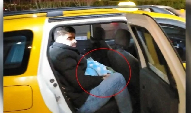 Hamile kadın takside doğum yaptı