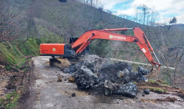 Heyelan sonrası çalışmalar hızla sürüyor