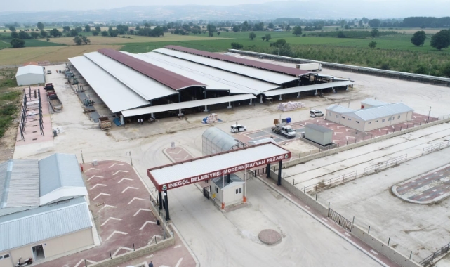 İnegöl Hayvan Pazarı şap hastalığından geçici olarak kapatıldı